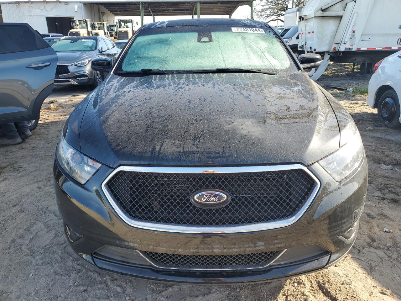 Lot #2988749652 2015 FORD TAURUS SHO