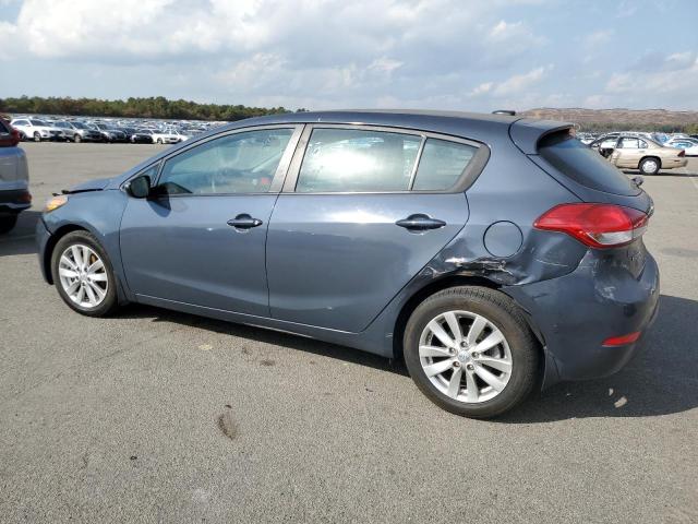 VIN KNAFX5A83G5493903 2016 KIA Forte, EX no.2