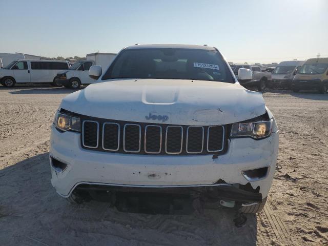 2017 JEEP GRAND CHER - 1C4RJEAG3HC827742