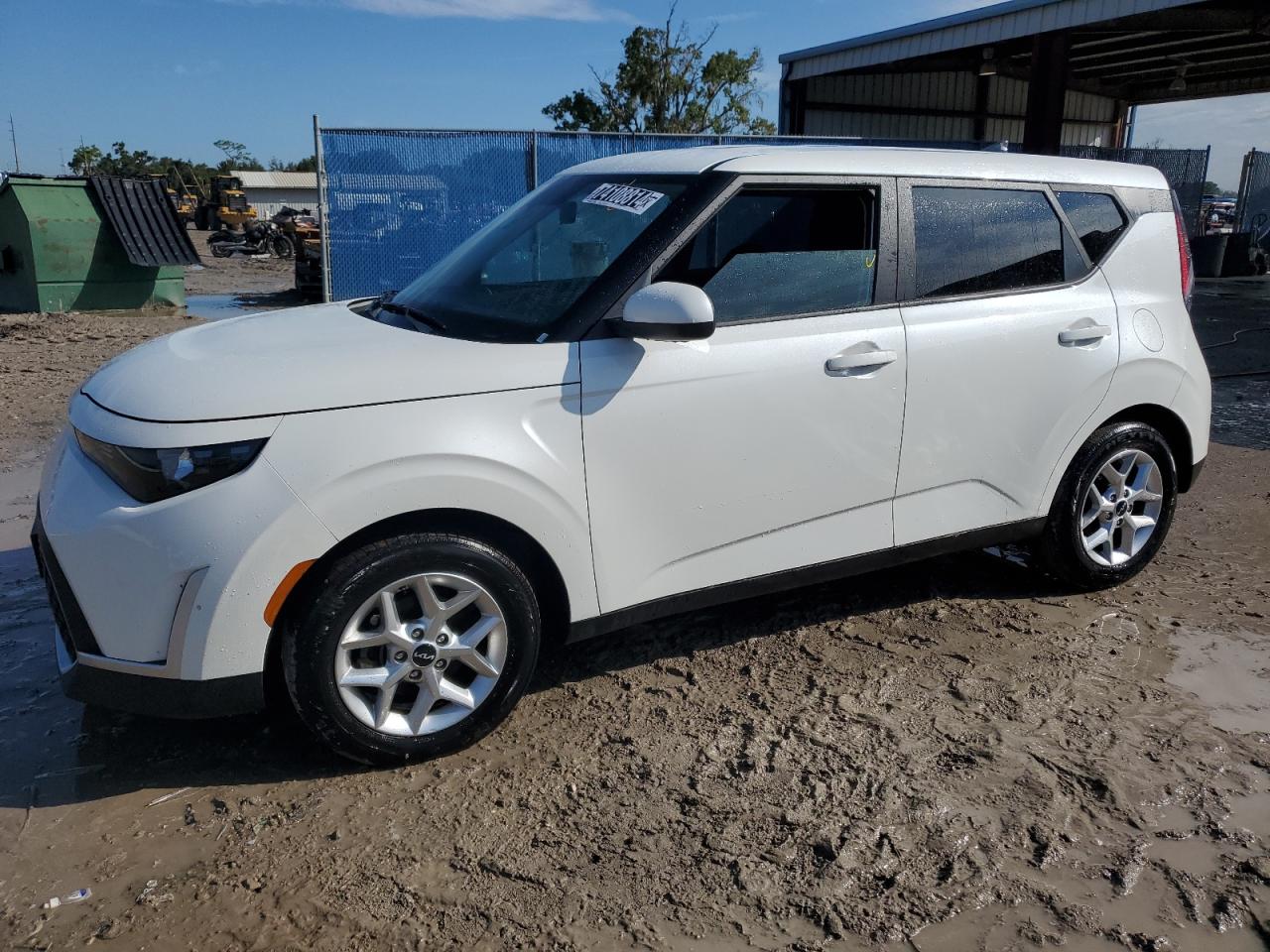 KNDJ23AU9P7862717 - 2023 KIA SOUL