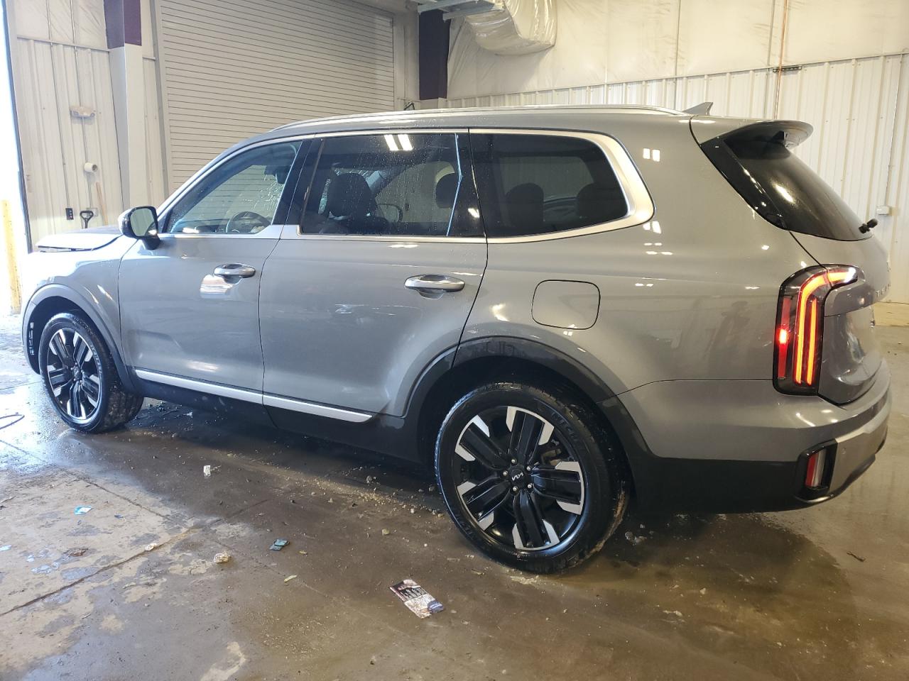 Lot #3023103927 2023 KIA TELLURIDE