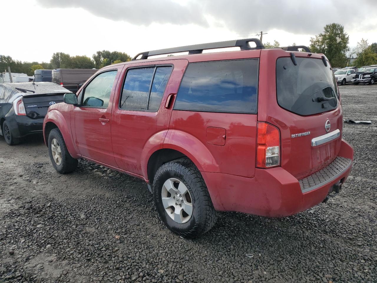 NISSAN PATHFINDER 2010 red  gas 5N1AR1NB6AC607848 photo #3