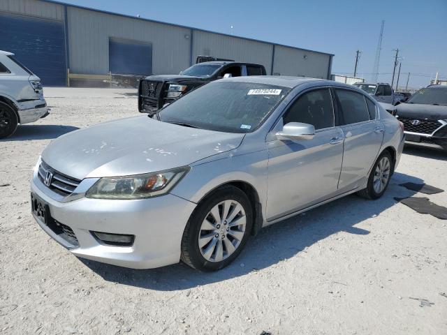 VIN 1HGCR3F86EA002226 2014 HONDA ACCORD no.1