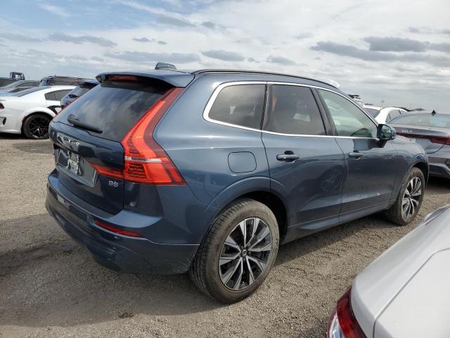 VOLVO XC60 CORE 2023 blue  gas YV4L12DK1P1373826 photo #4