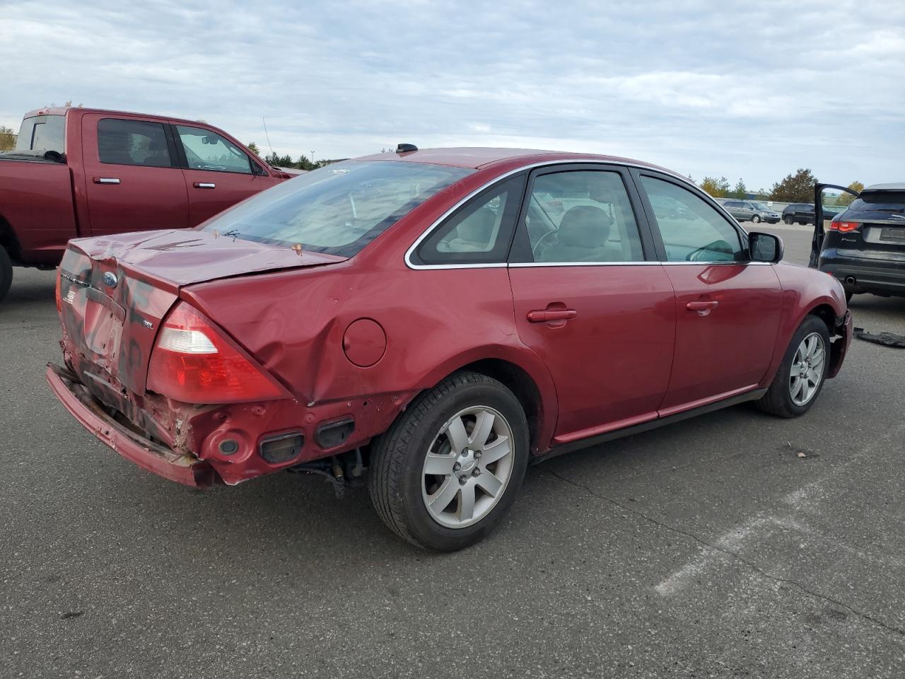 Lot #2926292411 2007 FORD FIVE HUNDR