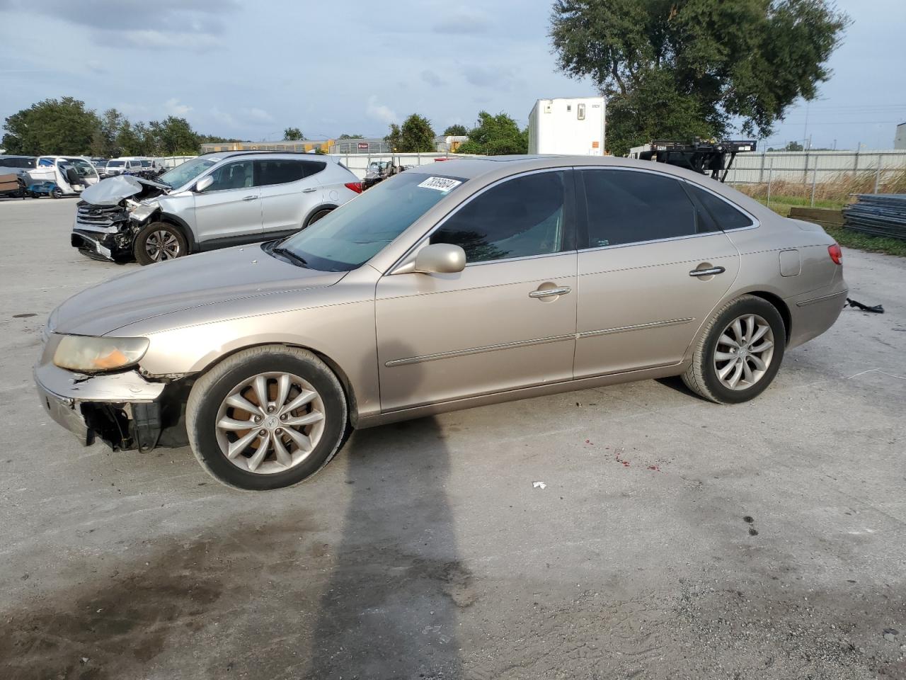  Salvage Hyundai Azera