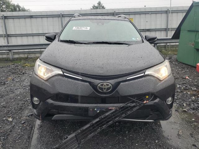 VIN 2T3RFREV2JW758062 2018 Toyota RAV4, Adventure no.5