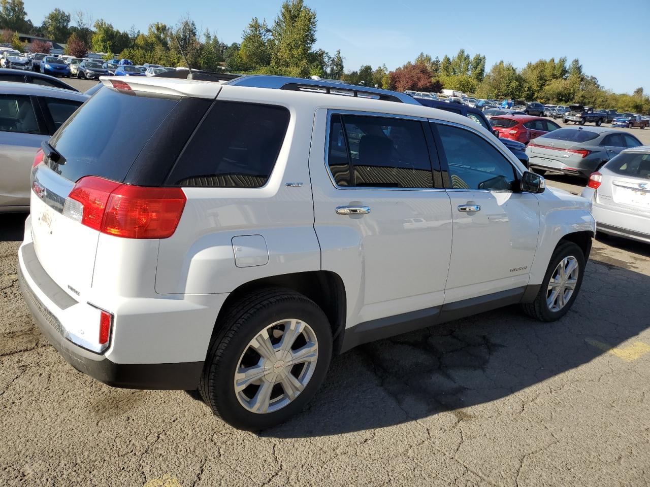 Lot #2953115624 2017 GMC TERRAIN SL