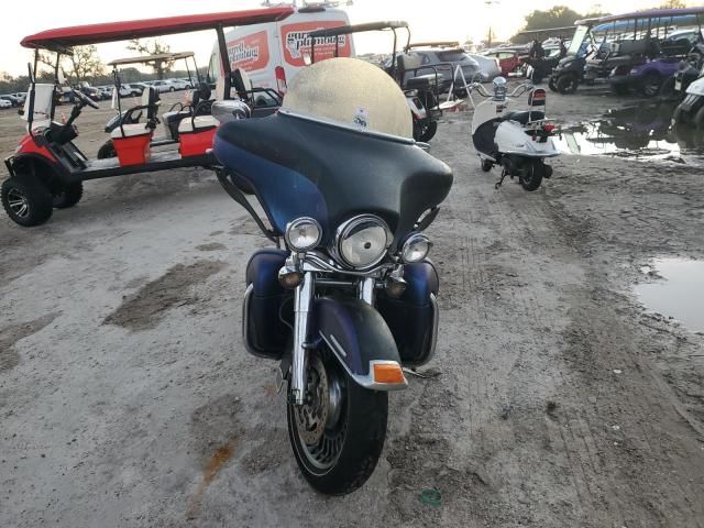 2010 HARLEY-DAVIDSON FLHTK - 1HD1KEM10AB674877