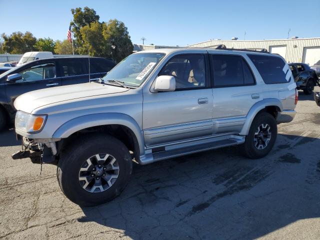 TOYOTA 4RUNNER LI