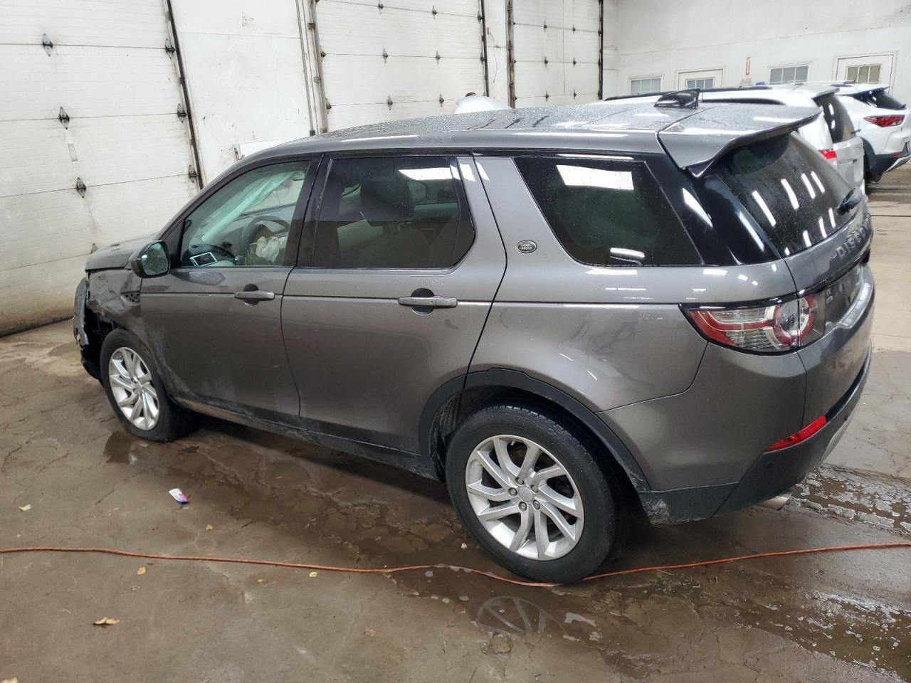 Lot #2952936773 2017 LAND ROVER DISCOVERY