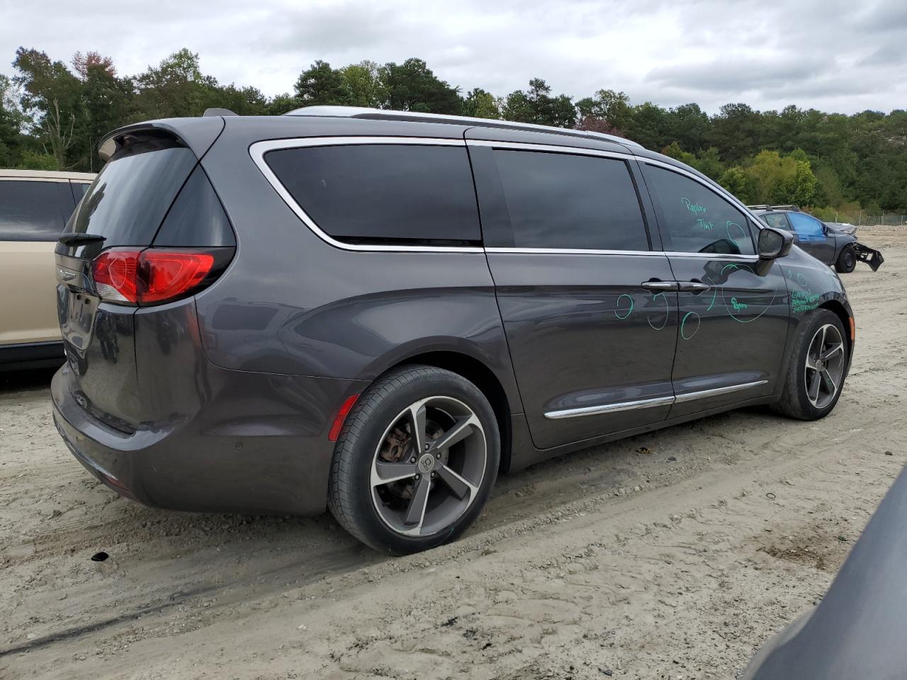 Lot #2905085225 2017 CHRYSLER PACIFICA T