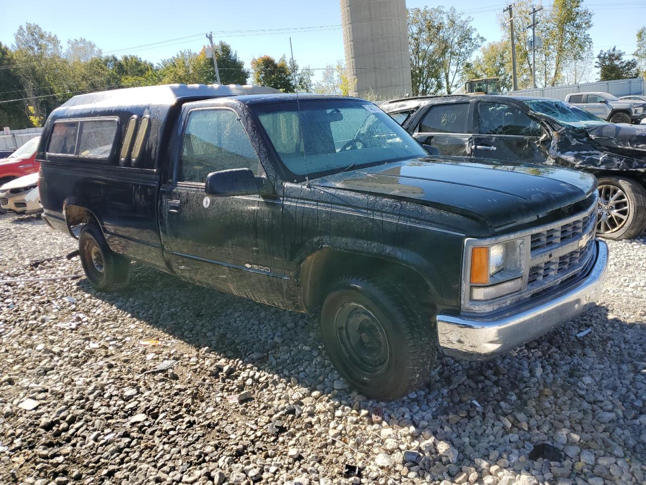 Lot #2909638130 1998 CHEVROLET GMT-400 C1