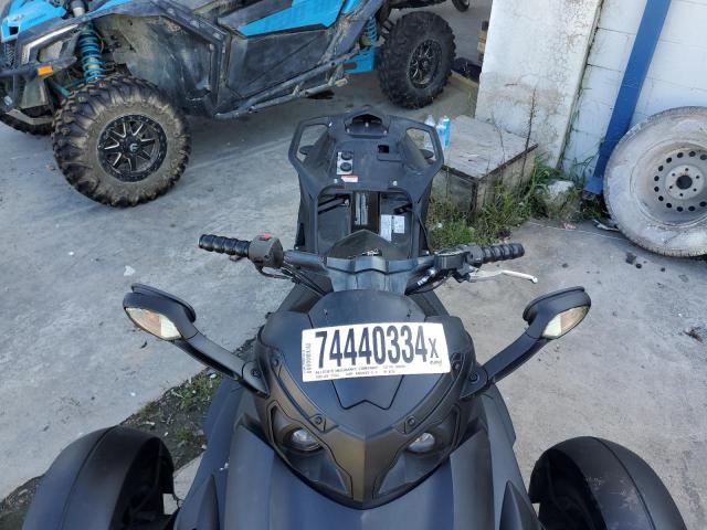 2011 CAN-AM SPYDER ROA - 2BXJAWA10BV000169
