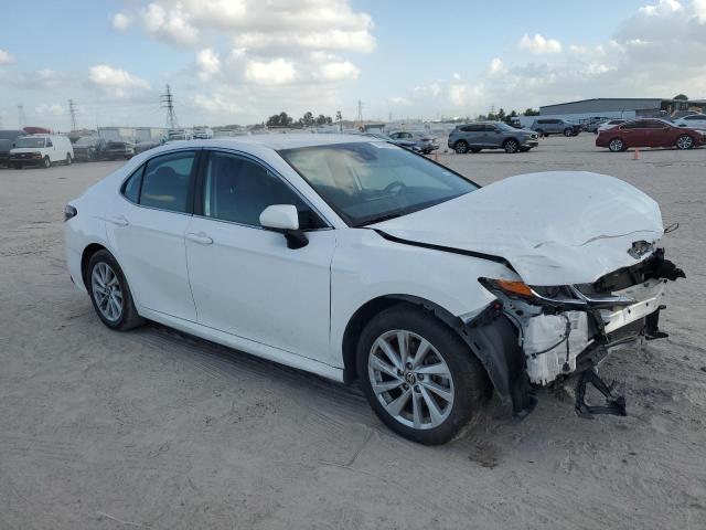 Vin: 4t1c11ak4nu648744, lot: 78580324, toyota camry le 20224