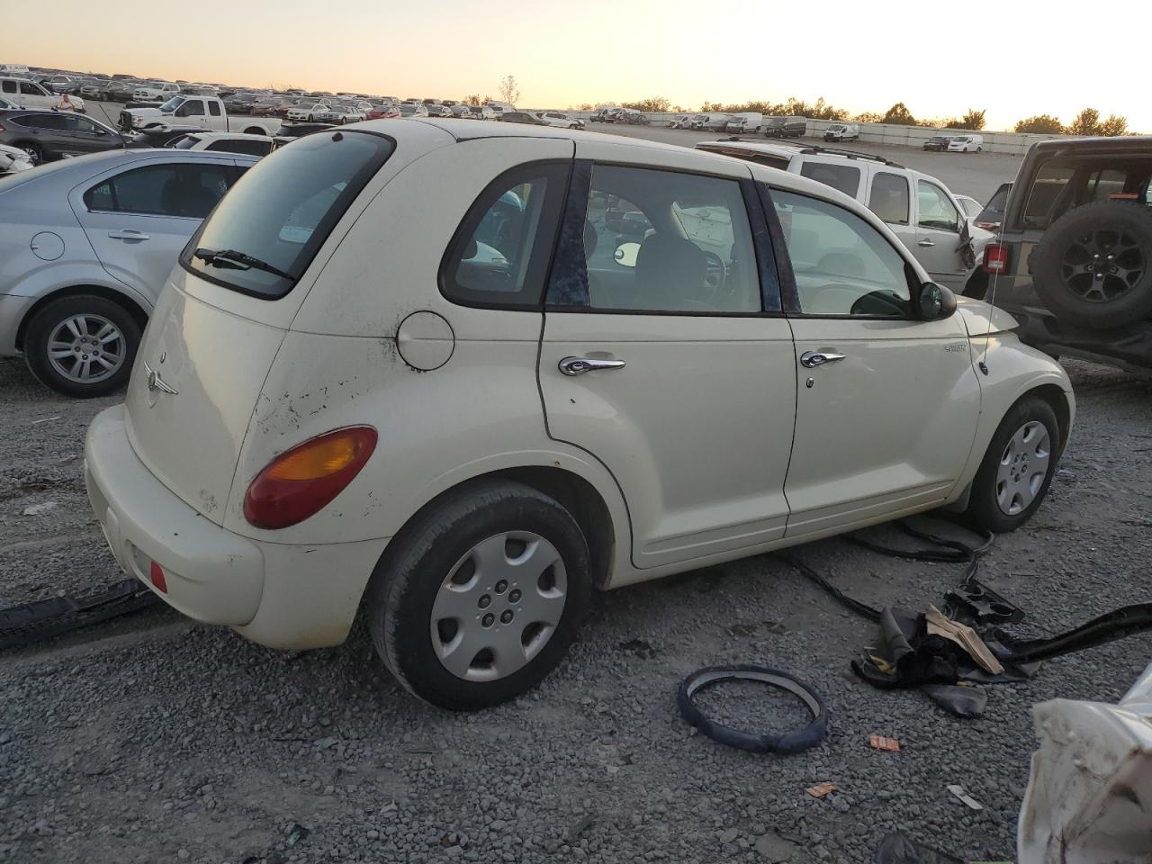 Lot #2955388851 2005 CHRYSLER PT CRUISER