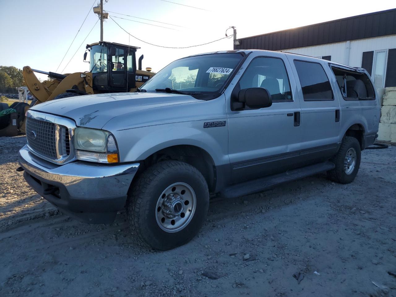 Lot #2945652385 2004 FORD EXCURSION