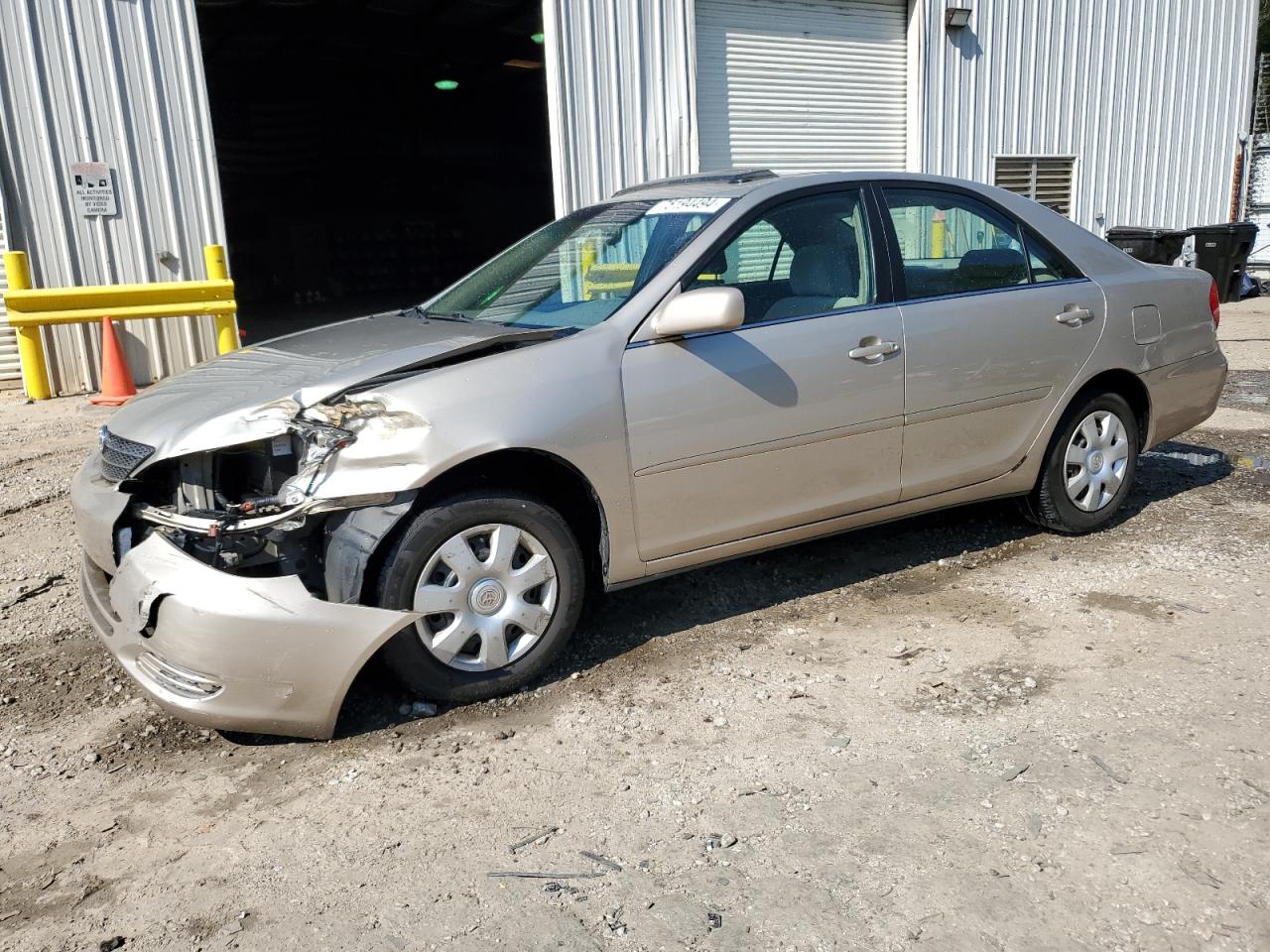 Lot #2918915597 2004 TOYOTA CAMRY LE