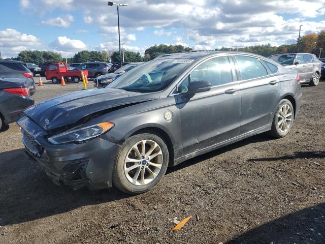 VIN 3FA6P0SU5KR285213 2019 Ford Fusion, Titanium no.1