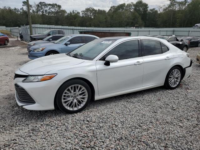 2018 TOYOTA CAMRY L - 4T1B11HK3JU083088