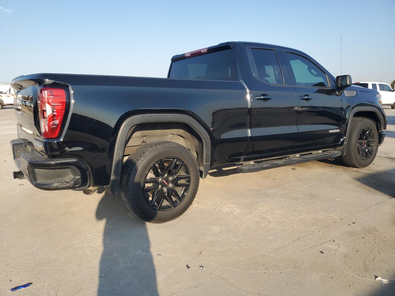 Lot #2943101413 2021 GMC SIERRA C15