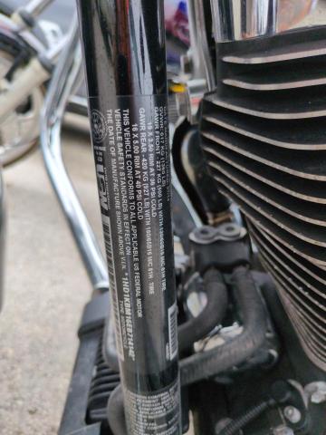 2014 HARLEY-DAVIDSON FLHX STREE - 1HD1KBM16EB714142