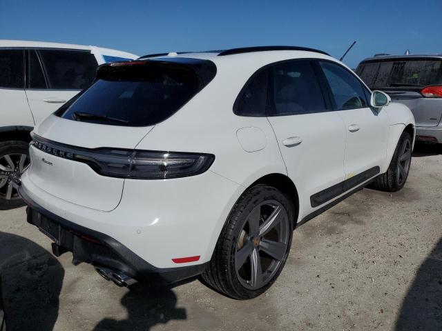 VIN WP1AA2A50RLB01685 2024 Porsche Macan, Base no.3