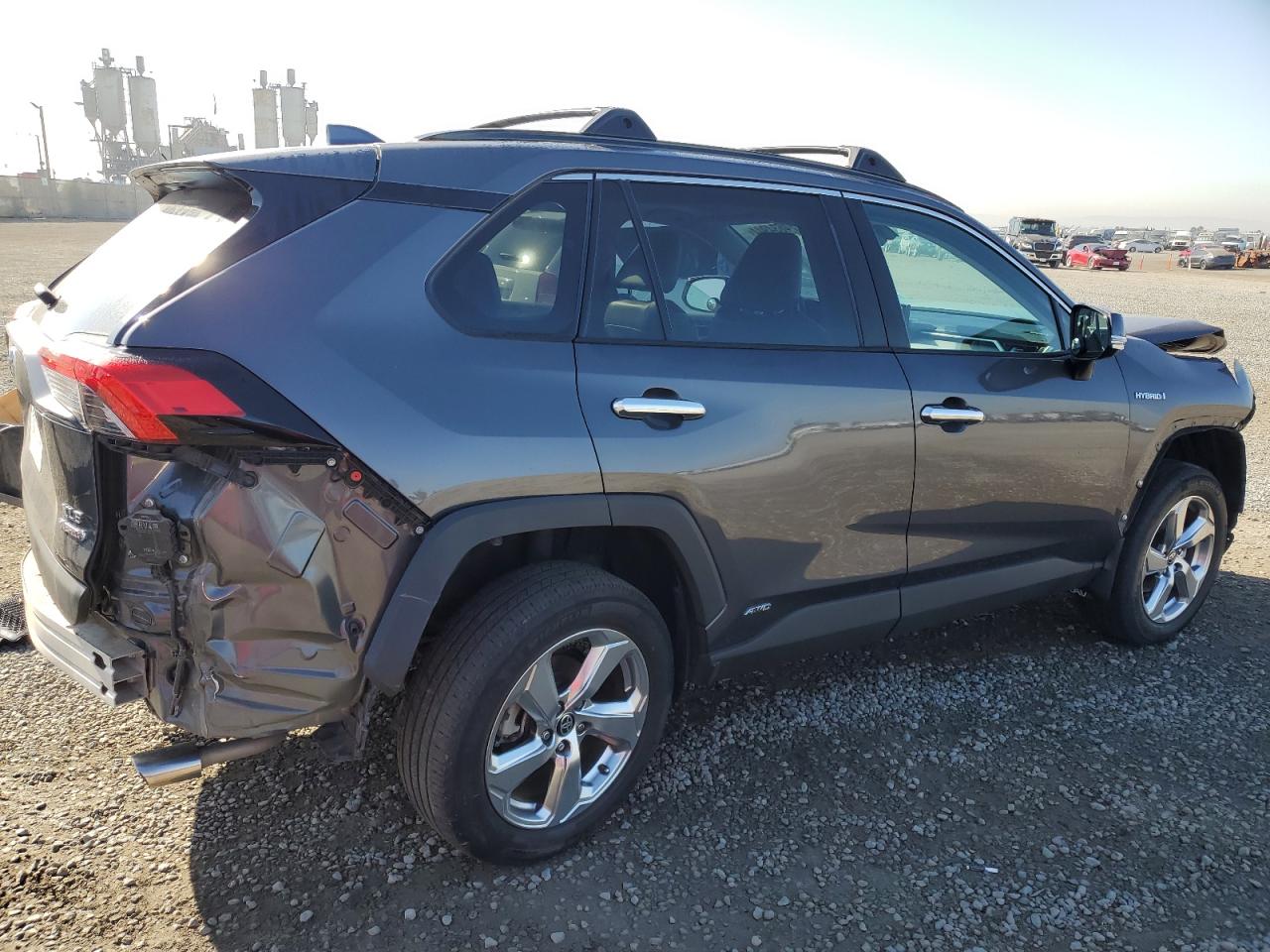 Lot #3020467187 2021 TOYOTA RAV4 XLE P