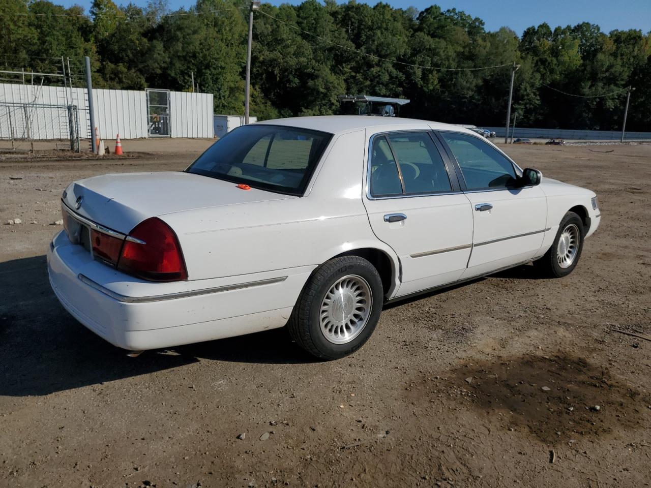 Lot #2905137684 2000 MERCURY GRAND MARQ