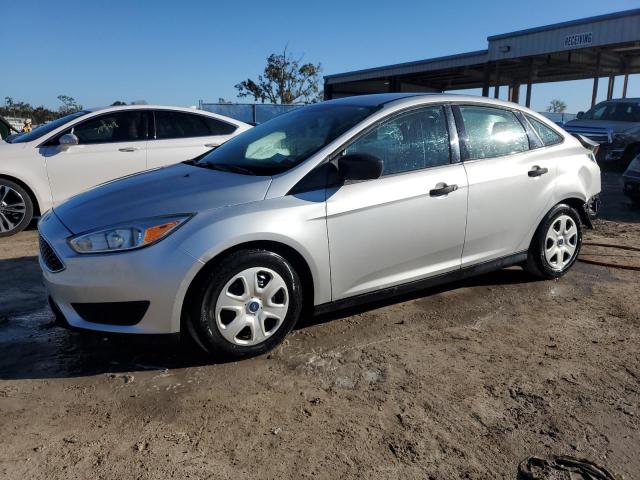 VIN 1FADP3E24FL366162 2015 Ford Focus, S no.1