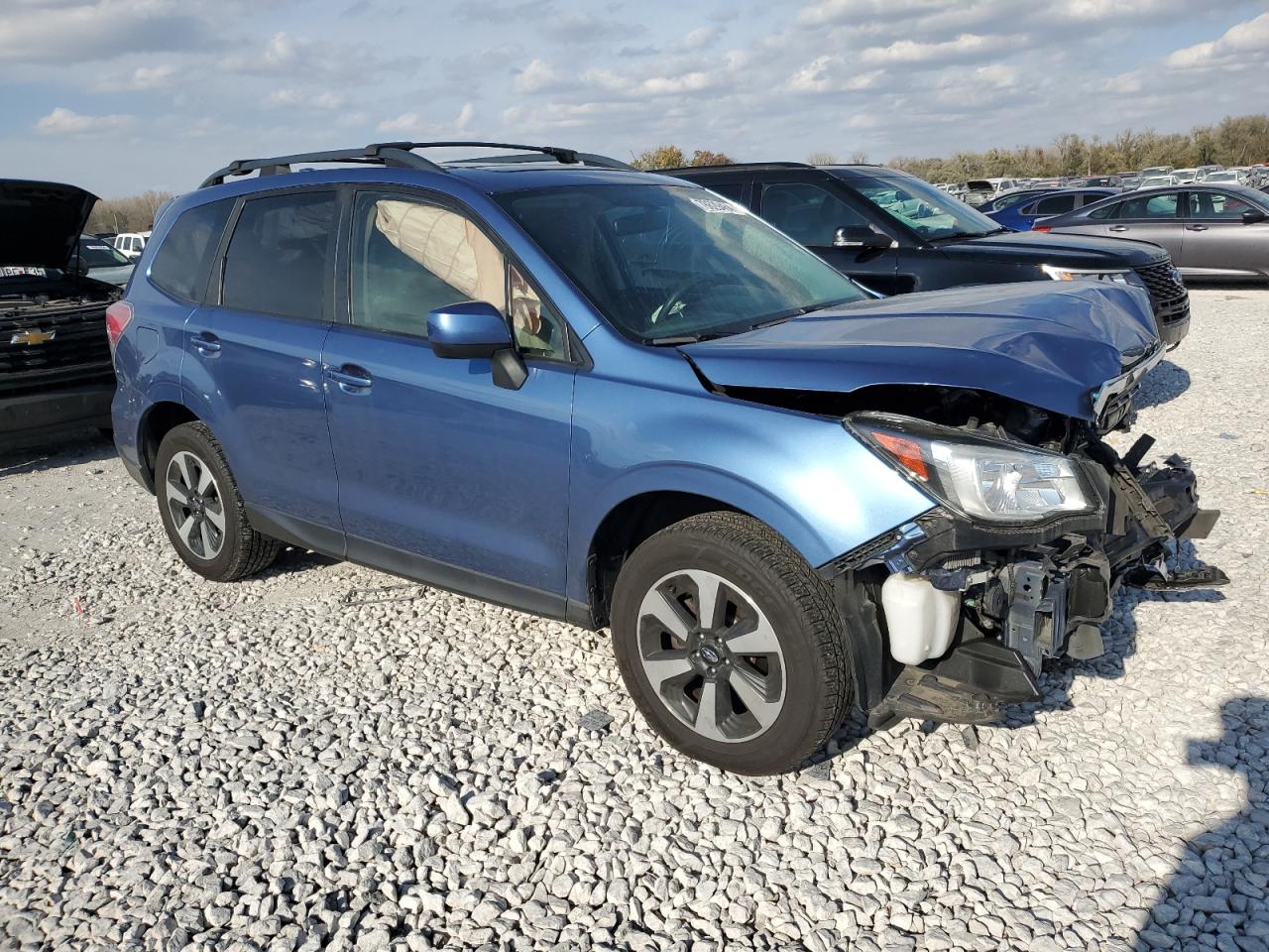 Lot #3024717604 2017 SUBARU FORESTER 2