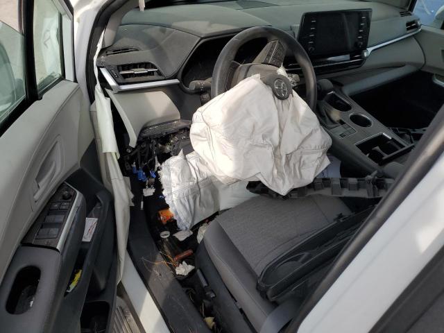 2024 TOYOTA SIENNA LE - 5TDKRKEC5RS187243