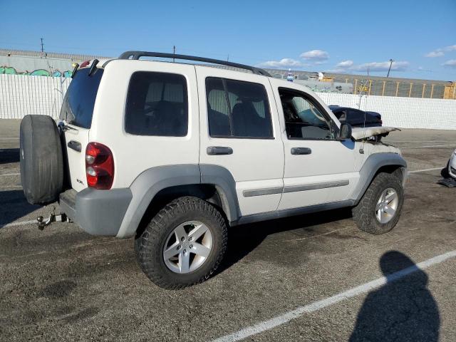 JEEP LIBERTY SP 2005 white  gas 1J4GL48K45W531106 photo #4