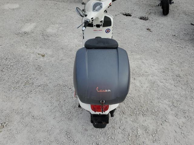 2017 VESPA GTS 300 SU ZAPM459L6H5101587