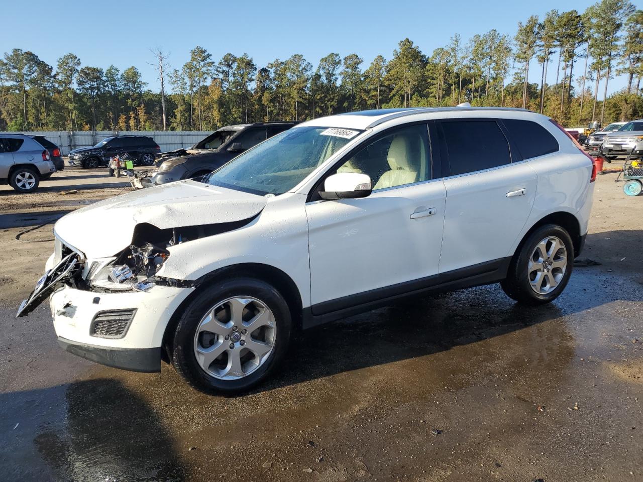 Lot #2960005319 2013 VOLVO XC60 3.2