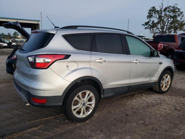 VIN 1FMCU9GD6JUC00661 2018 Ford Escape, SE no.3