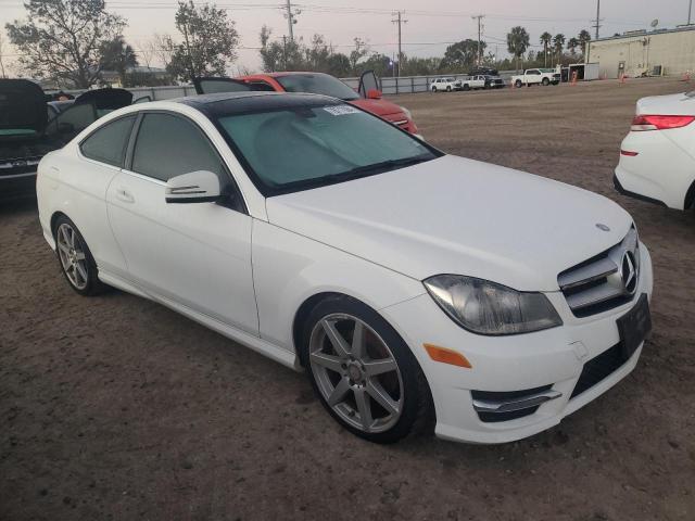 VIN WDDGJ4HBXDG060654 2013 MERCEDES-BENZ C-CLASS no.4