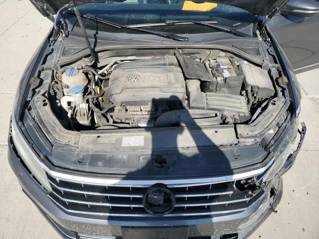 2017 VOLKSWAGEN PASSAT SEL - 1VWCT7A32HC065056