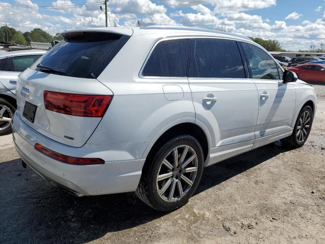 VIN WA1LHAF7XKD034324 2019 Audi Q7, Premium Plus no.3