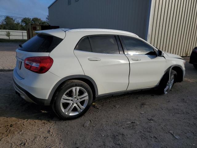 VIN WDCTG4EB2FJ135262 2015 MERCEDES-BENZ GLA-CLASS no.3