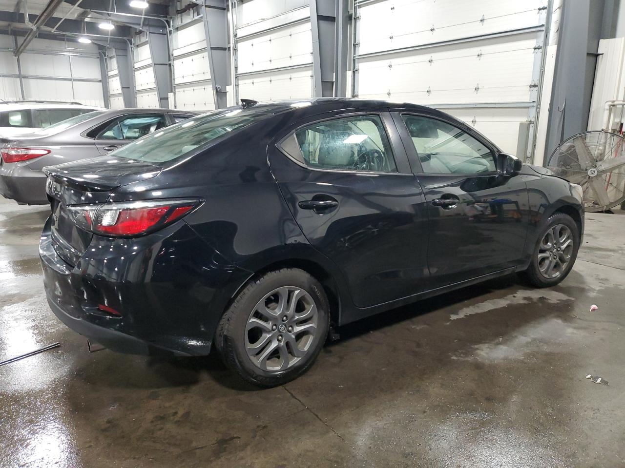 Lot #2940741438 2019 TOYOTA YARIS L