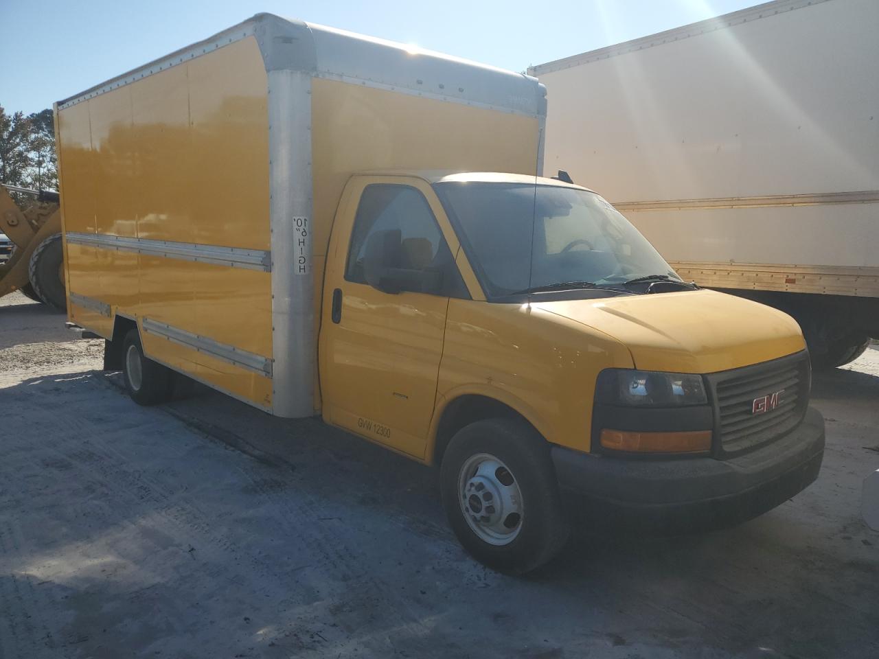 Lot #2993748160 2021 GMC SAVANA CUT