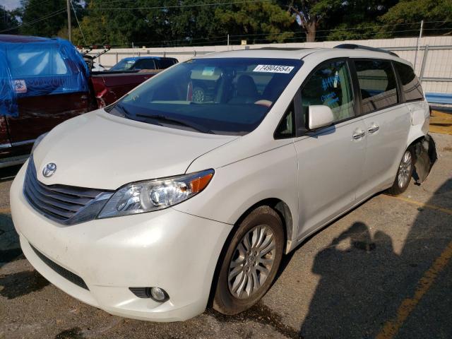 TOYOTA SIENNA XLE