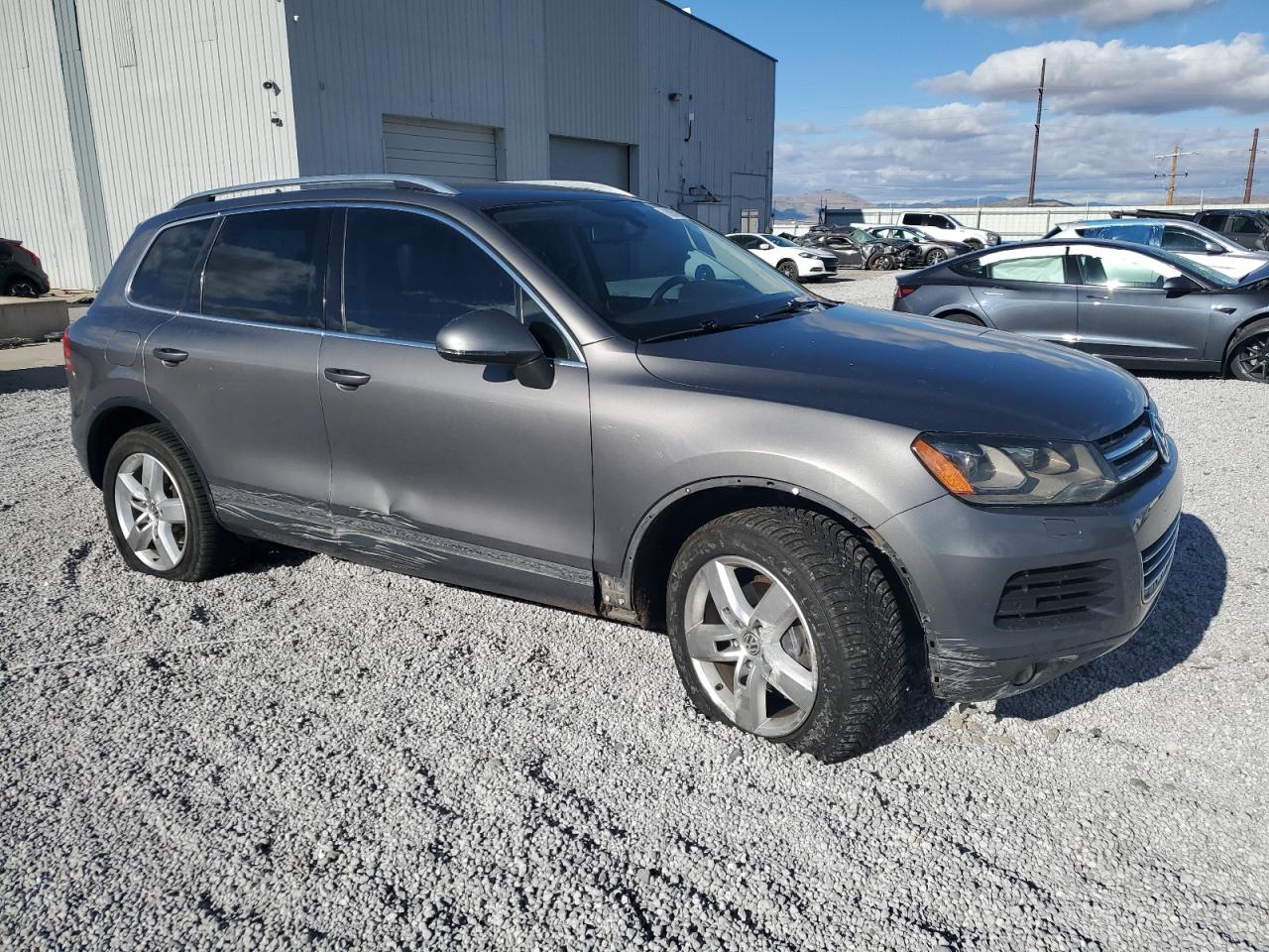 Lot #2959753948 2011 VOLKSWAGEN TOUAREG V6