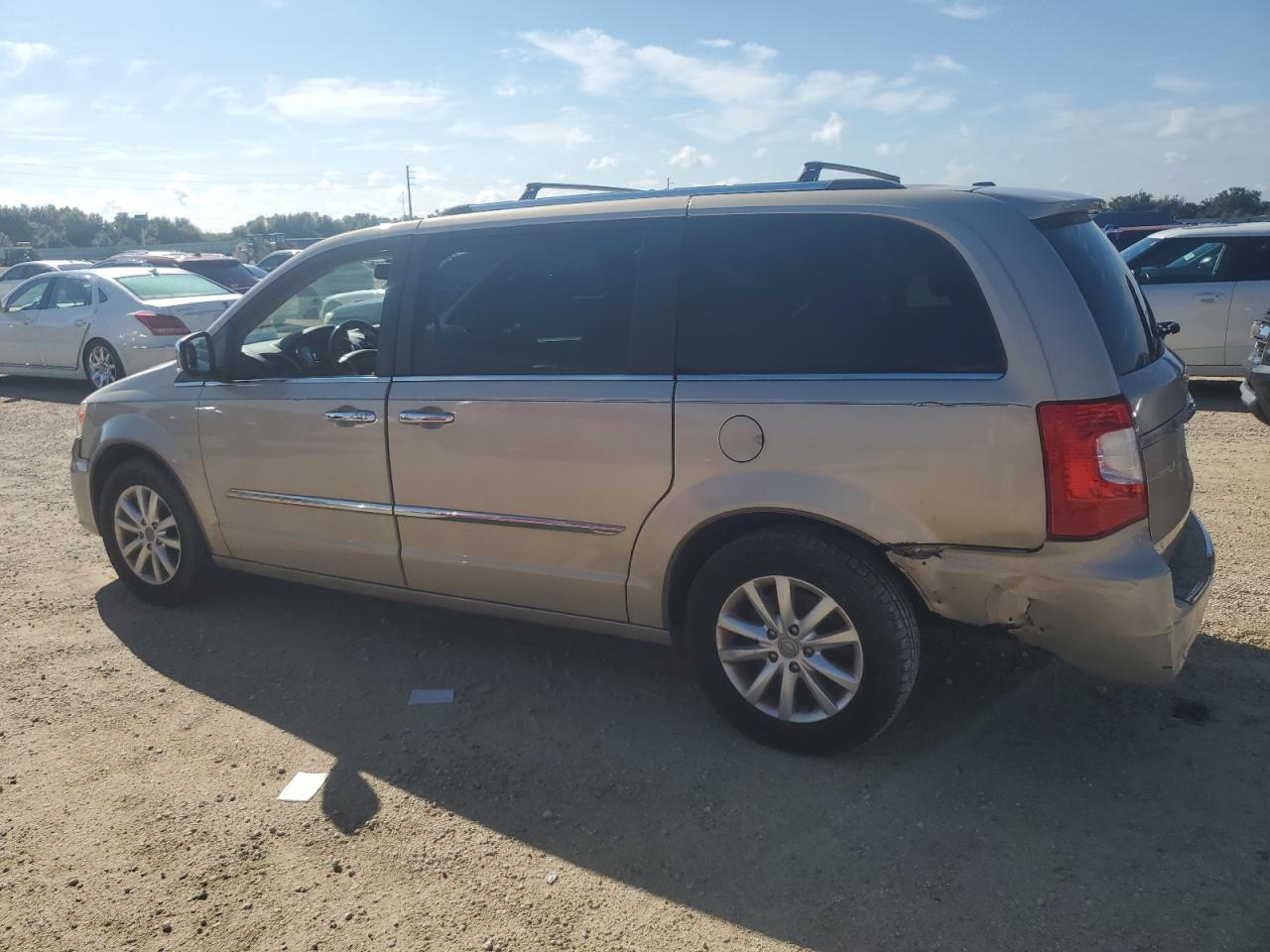 Lot #3049642203 2015 CHRYSLER TOWN & COU