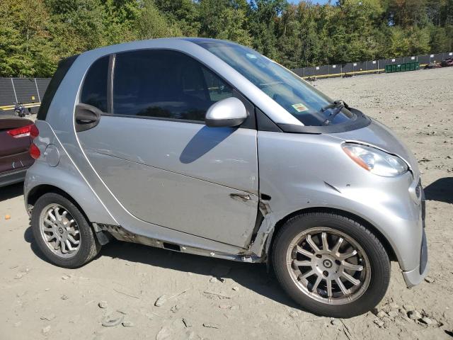 VIN WMEEJ3BA7DK706288 2013 SMART FORTWO no.4