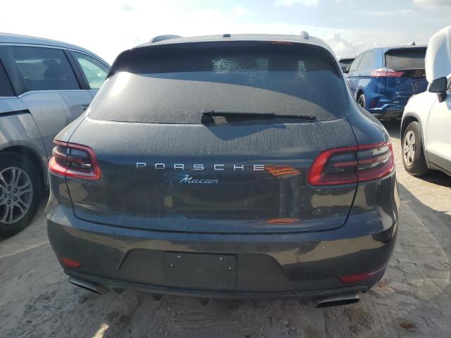 VIN WP1AA2A54HLB04474 2017 Porsche Macan no.6