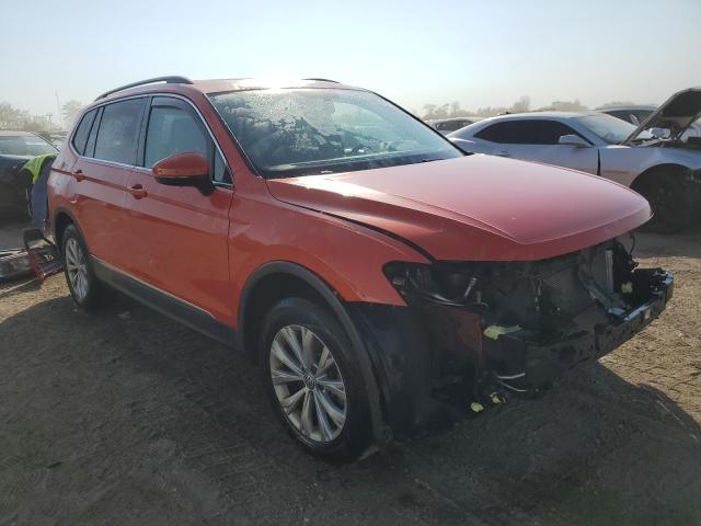 VIN 3VV3B7AX3JM020304 2018 Volkswagen Tiguan, SE no.4