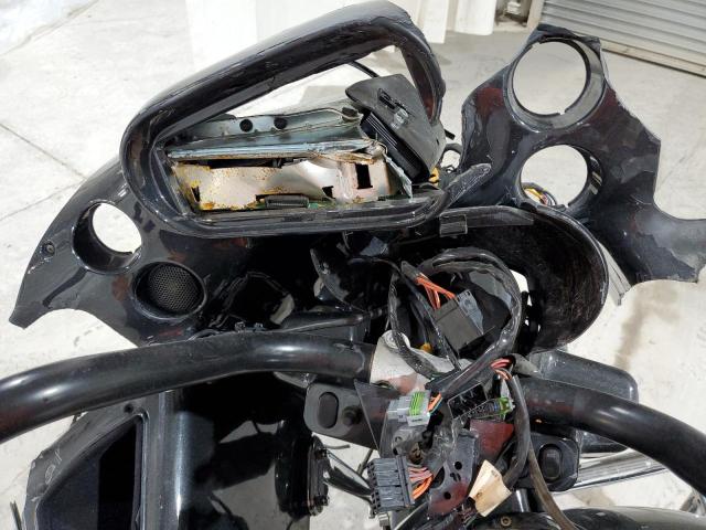 2013 HARLEY-DAVIDSON FLTRXSE CV 1HD1TC824DB952348