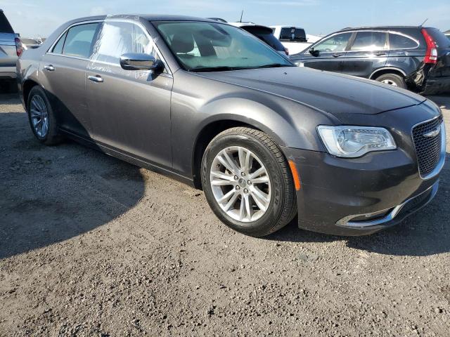 VIN 2C3CCAEG5GH198052 2016 Chrysler 300C no.4